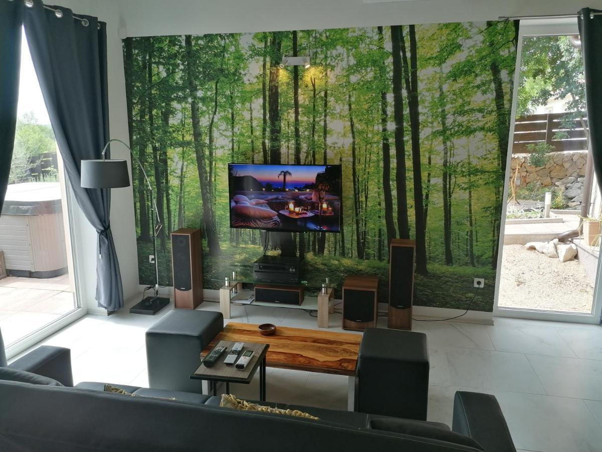 The Forest House Krk 2 Kras Екстериор снимка