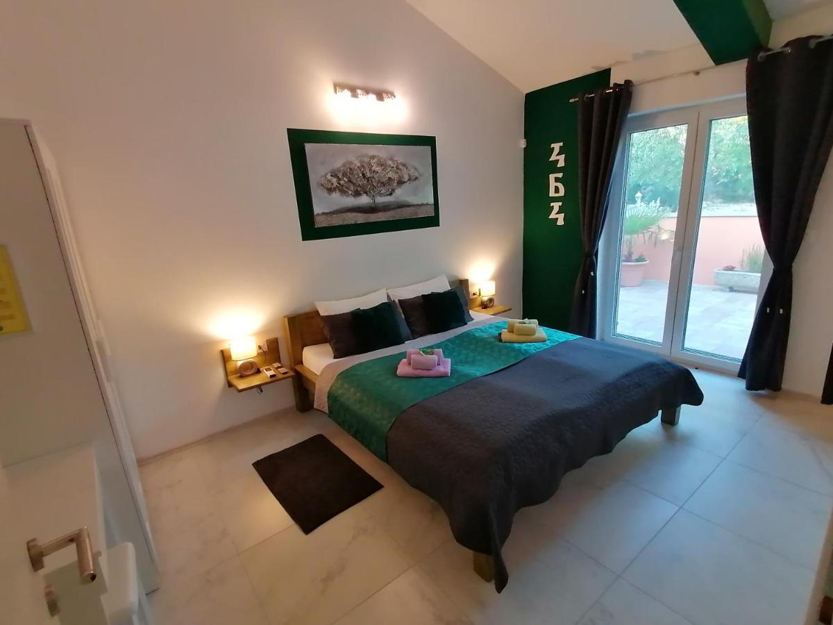 The Forest House Krk 2 Kras Екстериор снимка