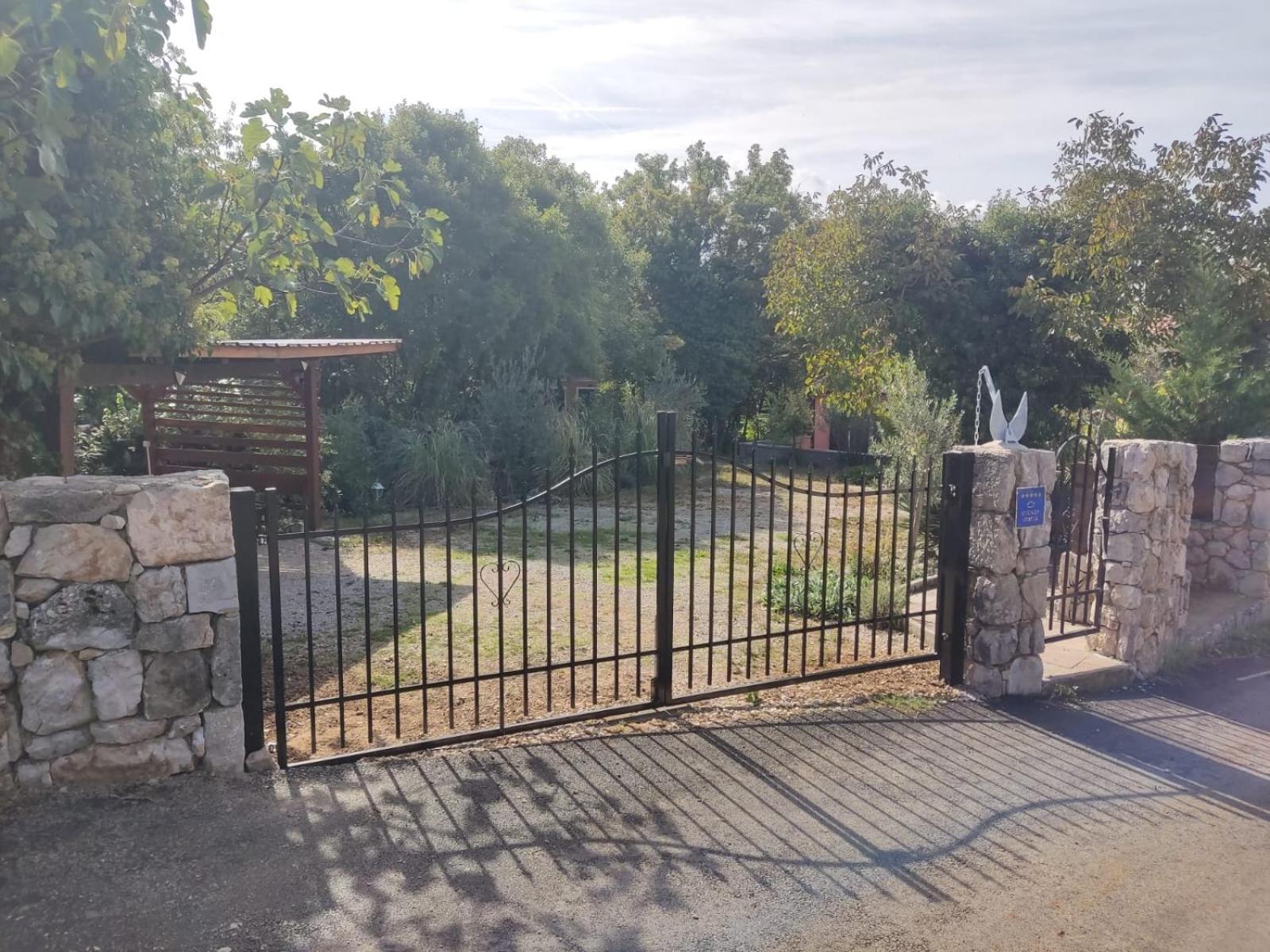 The Forest House Krk 2 Kras Екстериор снимка